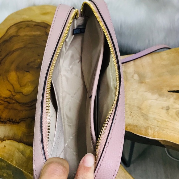 Michael Kors Jet Set Item Crossbody Bag - Picture 6 of 8